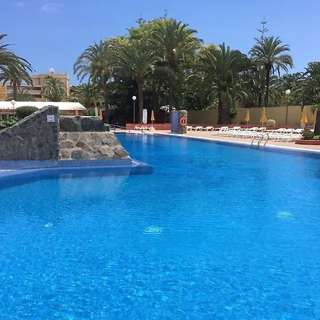 Agaete Parque & Pool View 아파트호텔 2*