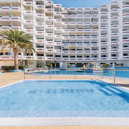 Agaete Parque & Pool View 아파트호텔 2*