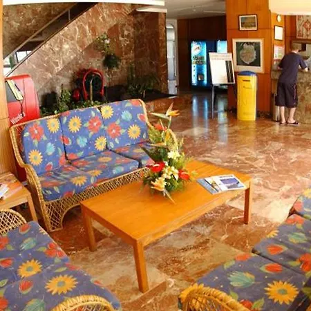 Agaete Parque Beach&pool View Apartahotel