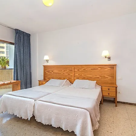 Agaete Parque Beach&pool View Apartahotel 2*