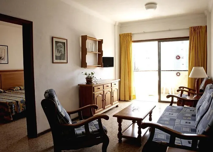 Agaete Parque & Pool View Апарт-отель 2*