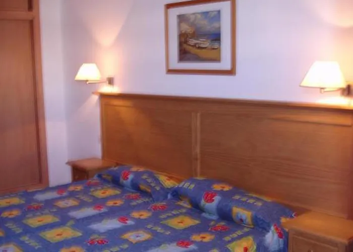 Aparthotel Agaete Parque & Pool View 2*